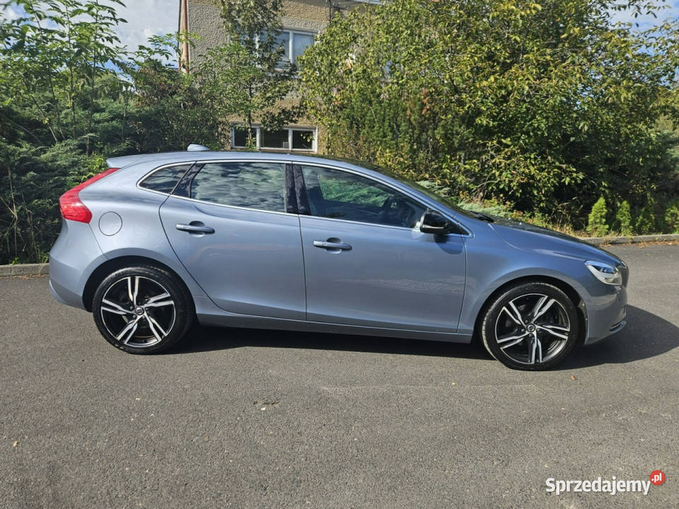 Volvo V40 II 2012 łódzkie