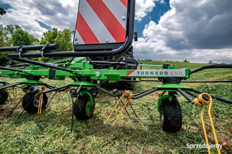 Przetrząsacz TORNADO 550 łódzkie Kutno