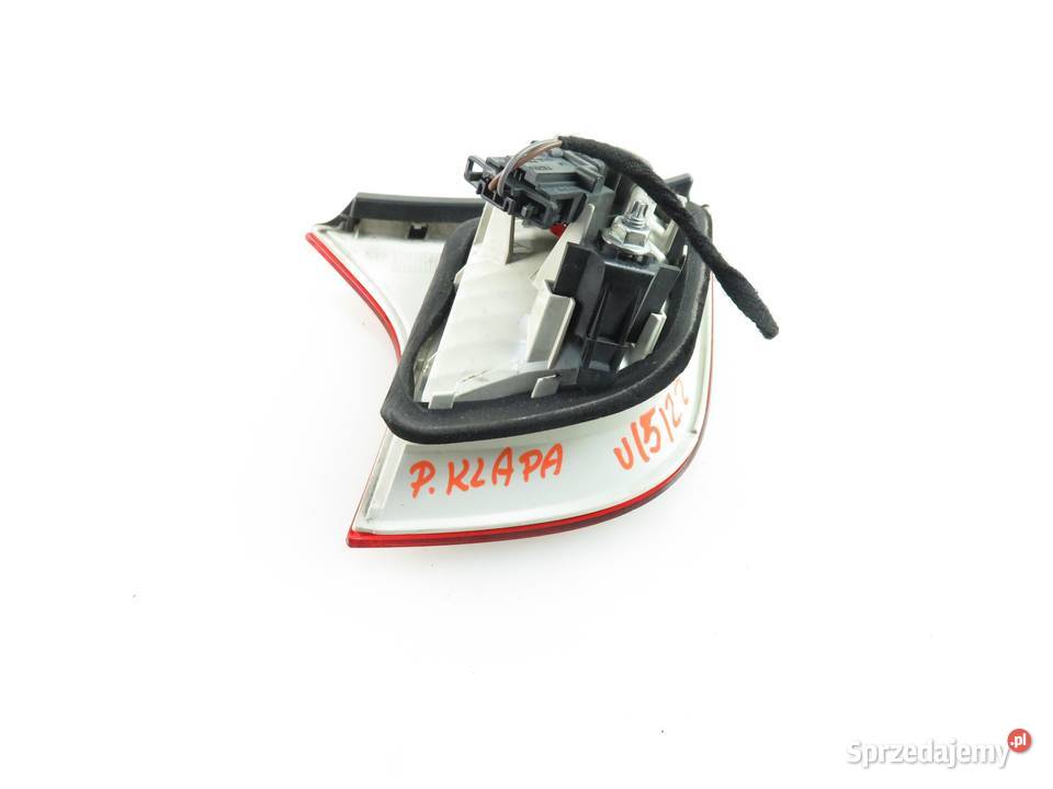 LAMPA PRAWA TYLNA KLAPA AUDI A4 B7 8E5945094A sprzedam