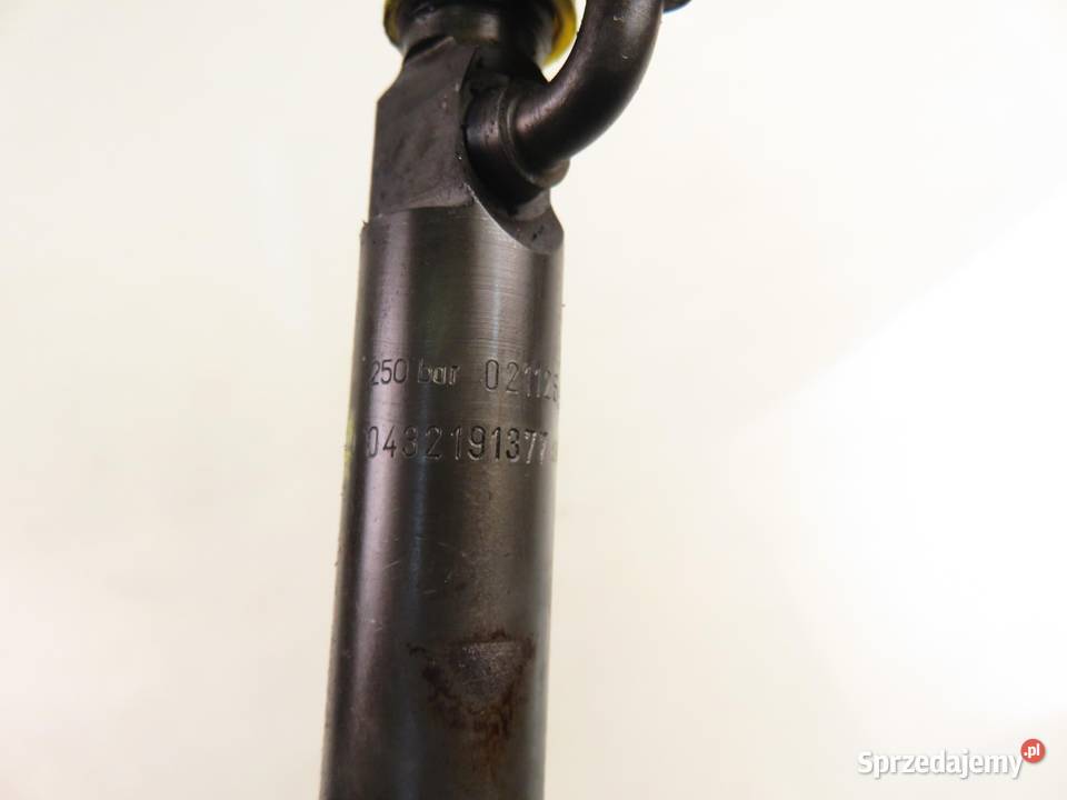 WTRYSKIWACZ DEUTZ BF4M1013EC 02112640 0432191377