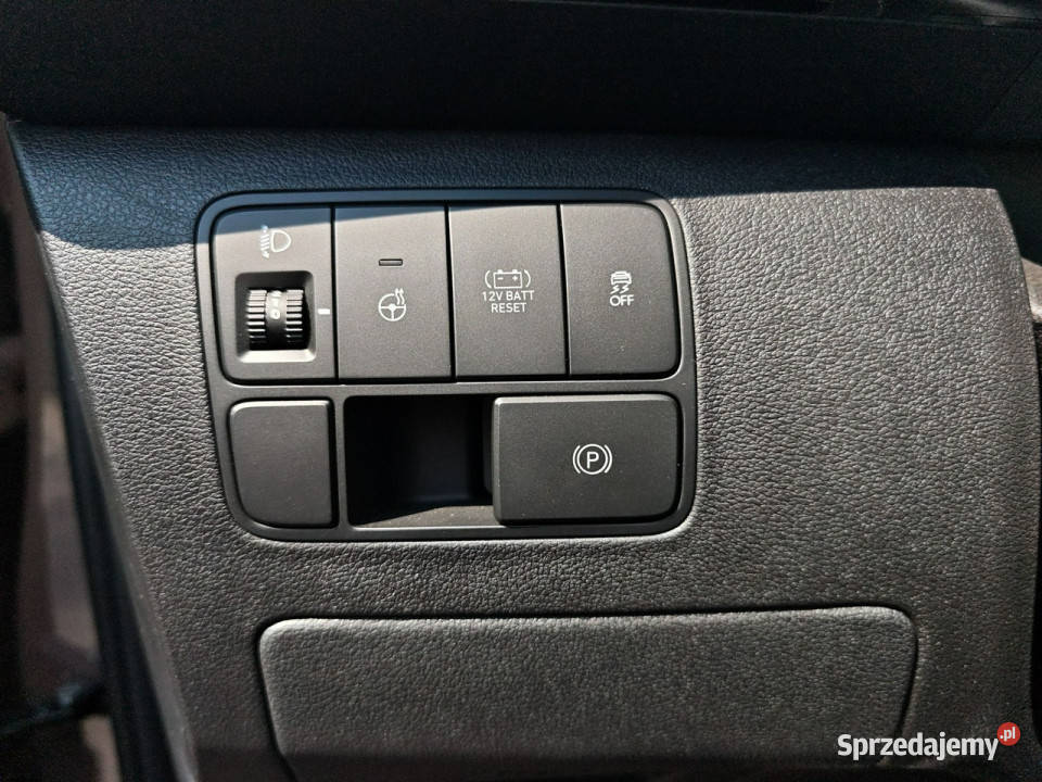 Hyundai Staria Świetna 16 TGDI HEV 6AT 2WD 225 kamera cofania Piotrków Trybunalski