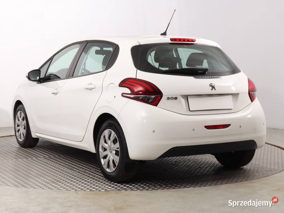 Peugeot 208 15 BlueHDI centralny zamek