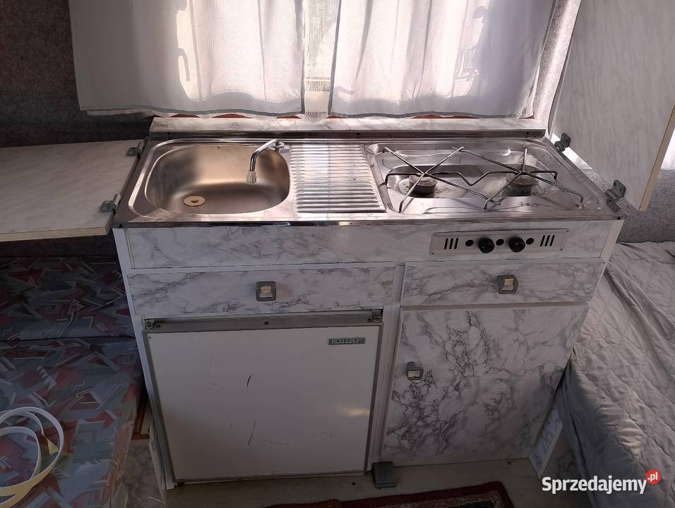 Przyczepa kempingowa