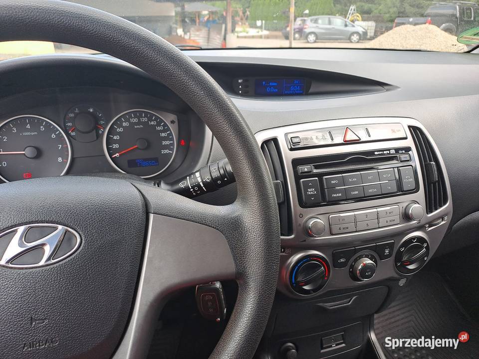 HYUNDAI i20 12 BENZ dolnośląskie Ząbkowice Śląskie