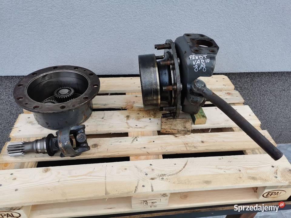 Zwolnica Zwrotnica prawa Fendt 818 Vario Wilkowo