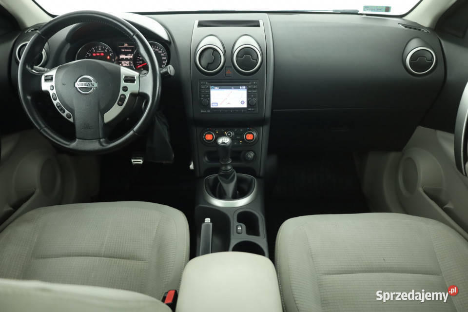 Nissan Qashqai2 20 i Rok produkcji 2010 Piaseczno