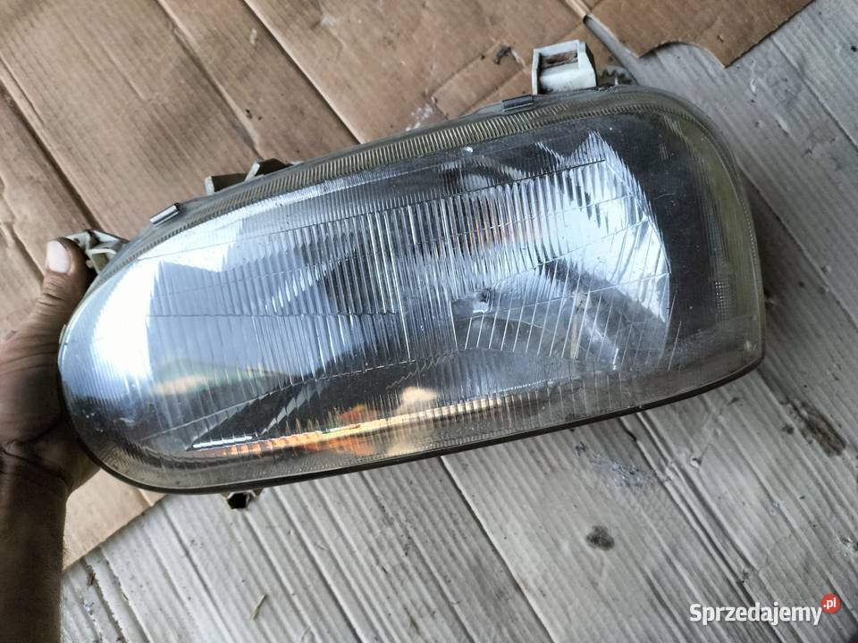LAMPA PRZÓD PRZEDNIA LEWA REFLEKTOR VW GOLF3 Kamień-Kolonia