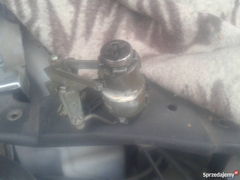 Zamek golf4 tylne klapy hb Tanio okazja Ozorków