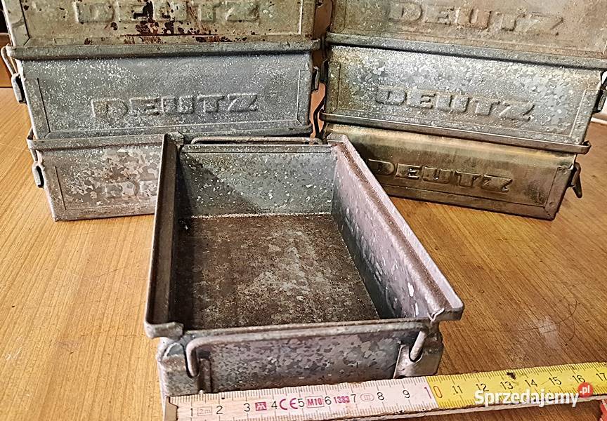 Pojemnik warsztatowy sygnowany DEUTZ lata 50 te Ostrów Wielkopolski