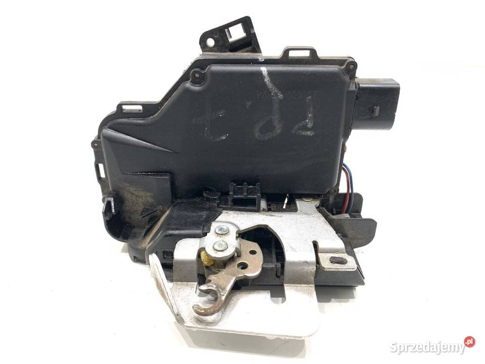 ZAMEK DRZWI PRAWY PRZÓD AUDI A4 B6 Kombi 0005