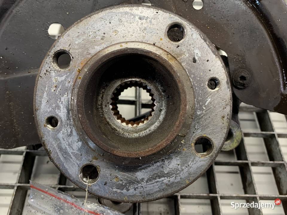 ZWROTNICA PRAWY PRZÓD DACIA DOKKER 16 83 osobowe