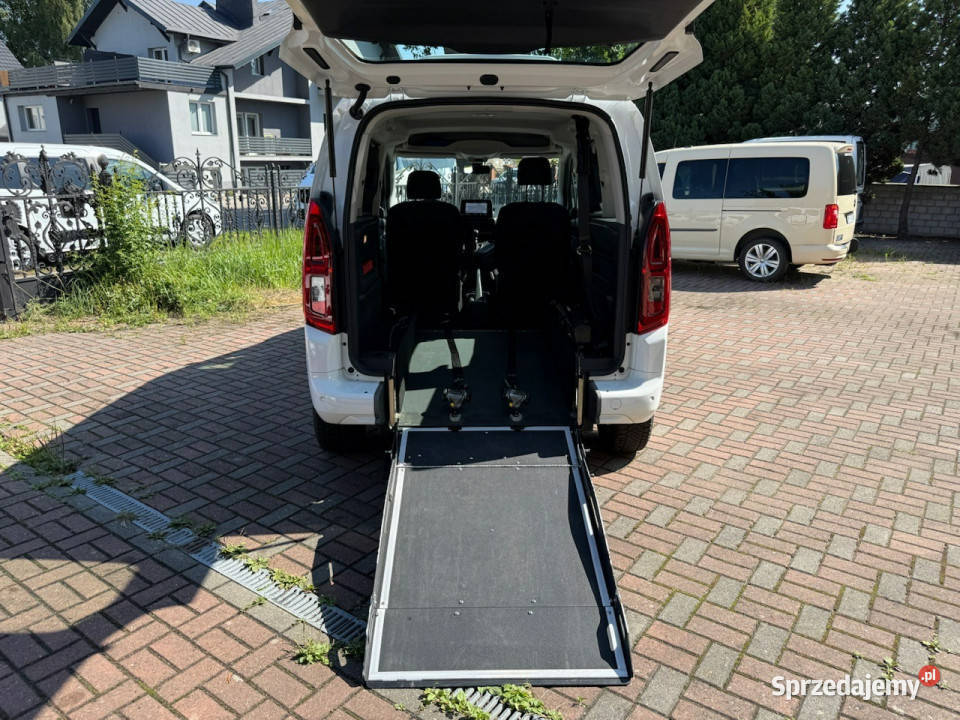 Opel Combo Opel Combo Life Niepełnosprawnych światła do jazdy dziennej Syców