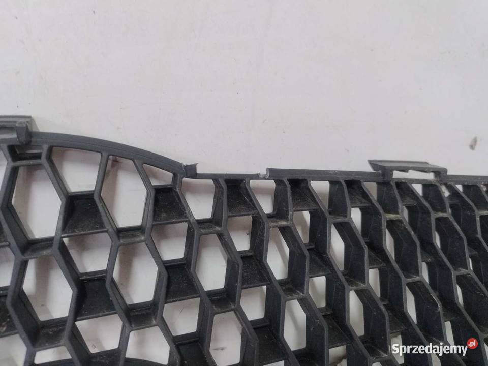 KRATKA ZDERZAKA PRZÓD TOYOTA YARIS II osobowe