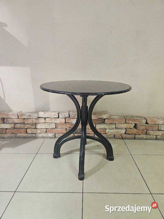 Stolik Fameg okrągły z giętymi nogami buk