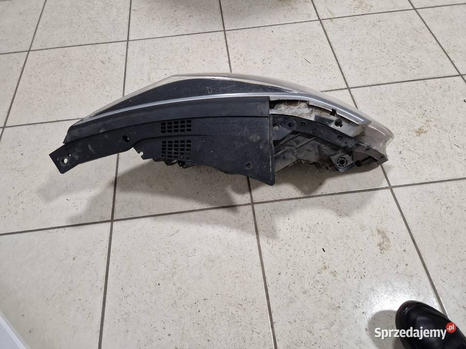 Kia Optima IV reflektor 92101A8300