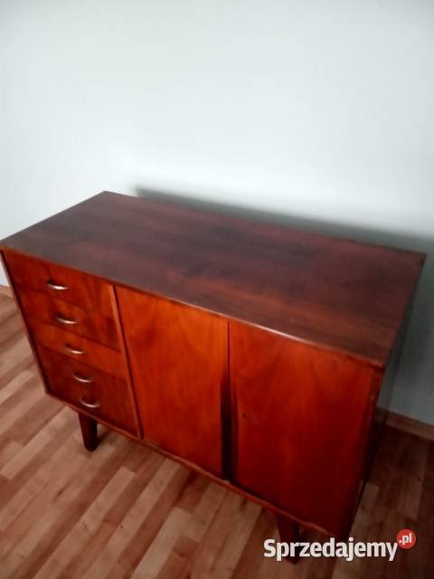 Komoda lakierowana PRL Komody Sosnowiec