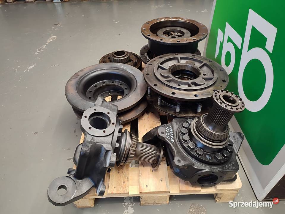 Zwolnica Zwrotnica Piasta 314473 313472AA1 JCB Wilkowo