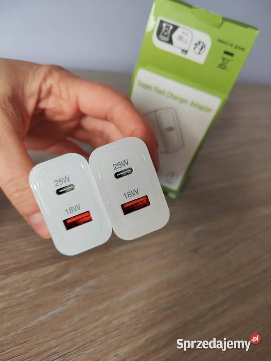 Zestaw 2 nowych ładowarek sieciowych Super Fast Akcesoria GSM Człuchów