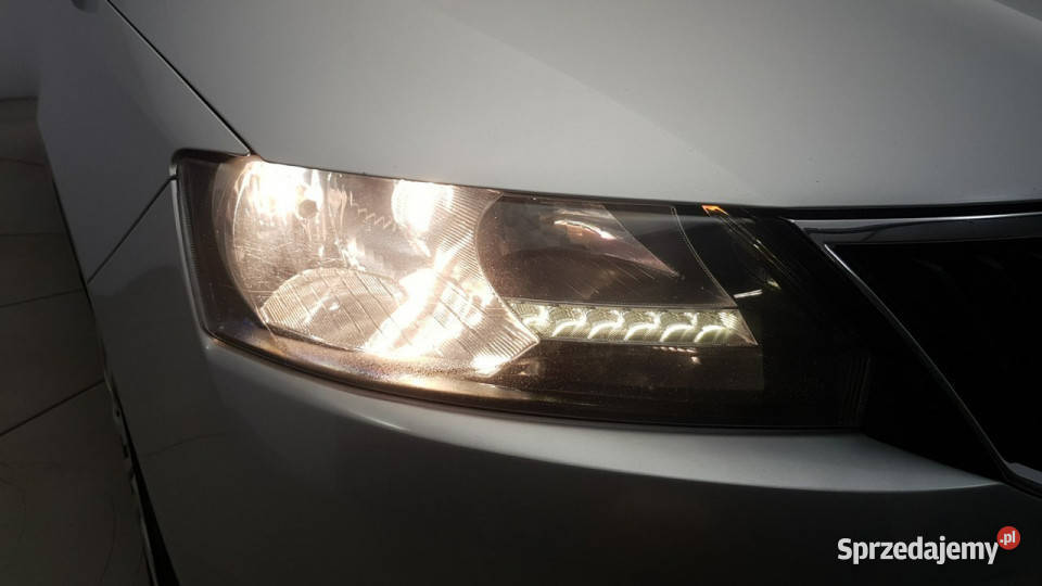 koda RAPID 10 TSI Ambition Z Polskiego Salonu Rapid mazowieckie Warszawa