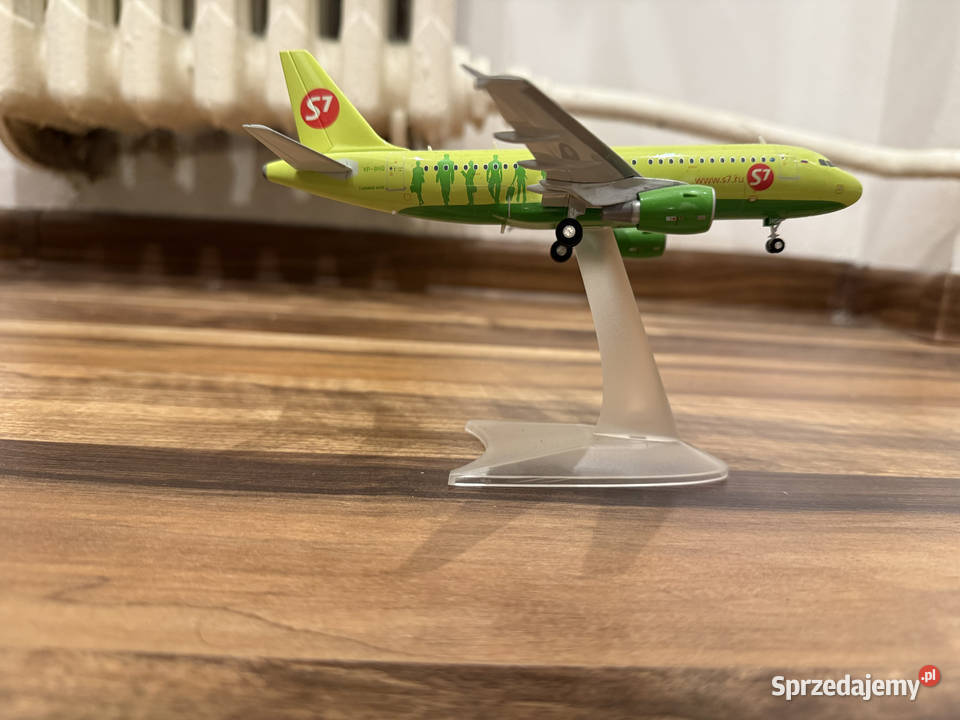 Model Herpa AIRBUS A319 S7 1200 VPBHQ Szczecin