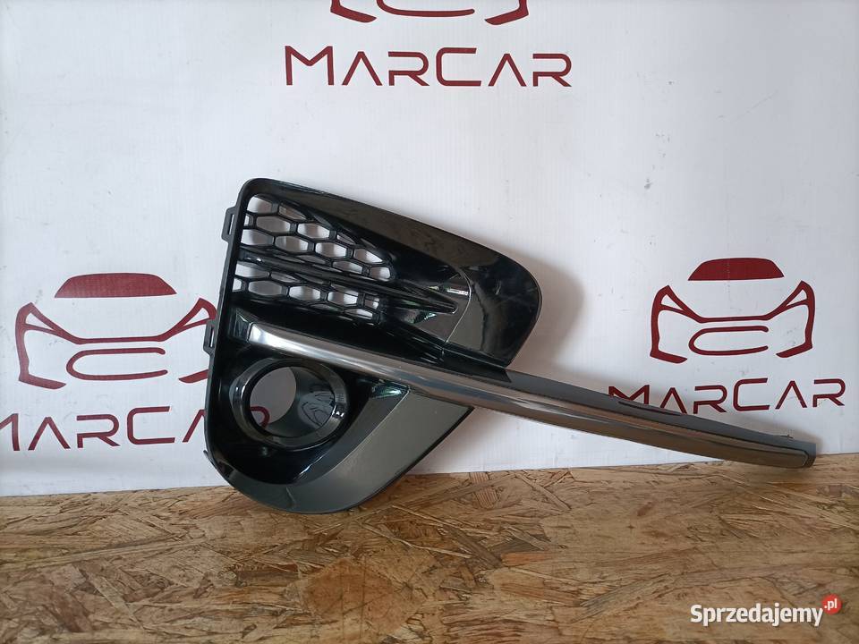 KIA XCEED 19 KRATKA RAMKA HALOGENU PRAWY PRZÓD Pleszew