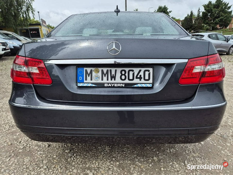 Mercedes E 200 Zadbany Super stanNavi W212 2009 manualna