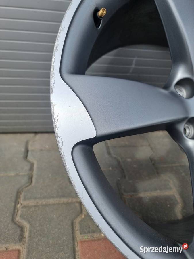 Felga aluminiowa oryginał AUDI A5 S5 8T 9J ET33 małopolskie Posądza