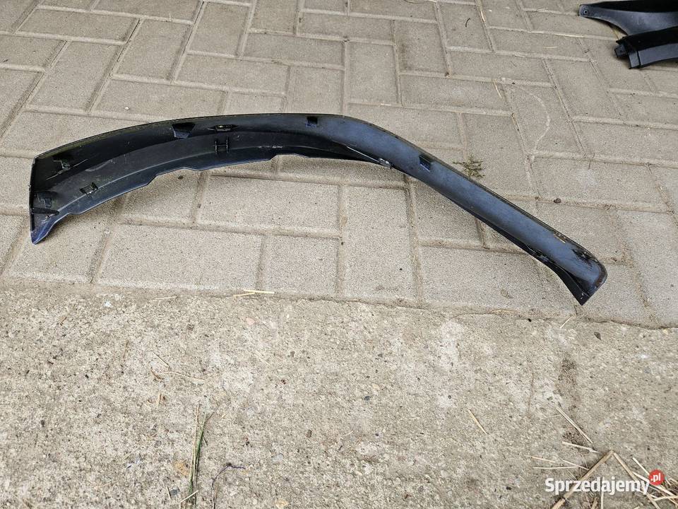 MITSUBISHI PAJERO III LISTWA LEWA ZDERZAKA PRZÓD osobowe wielkopolskie Międzychód sprzedam