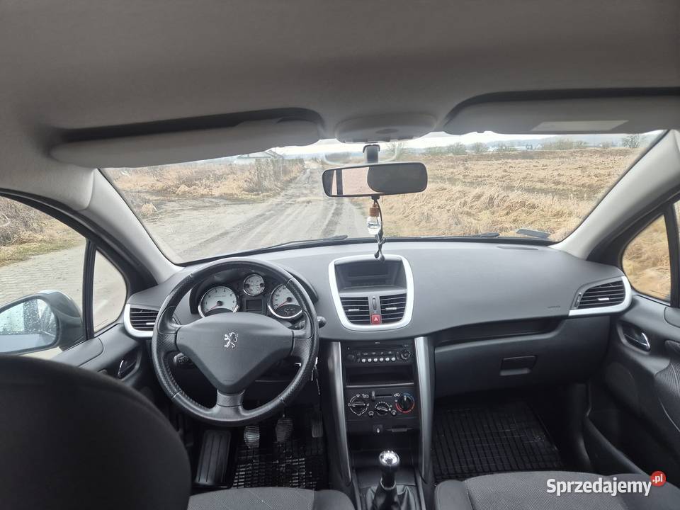 Peugeot 207 5Dzwiowy 2008 96 przebieg Zadbany 1400cm3 Legnica