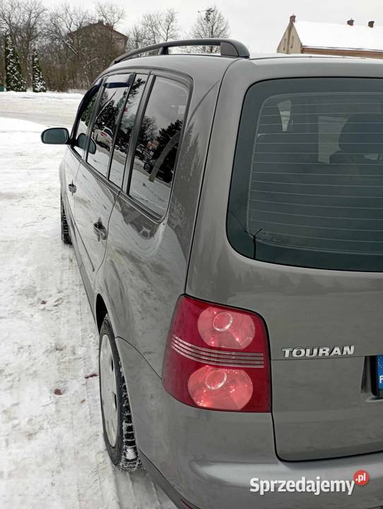 Volkswagen Touran 19TDI 105 Zadbany Hak