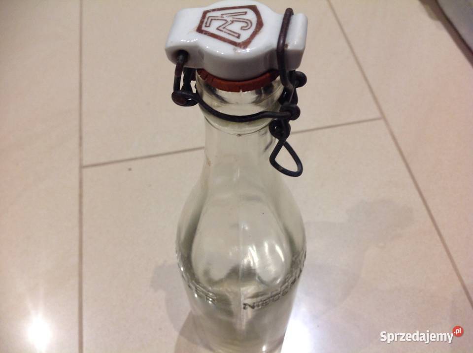 Stara Butelka Szklana z Porcelanką poj 05 L Nowa Sól
