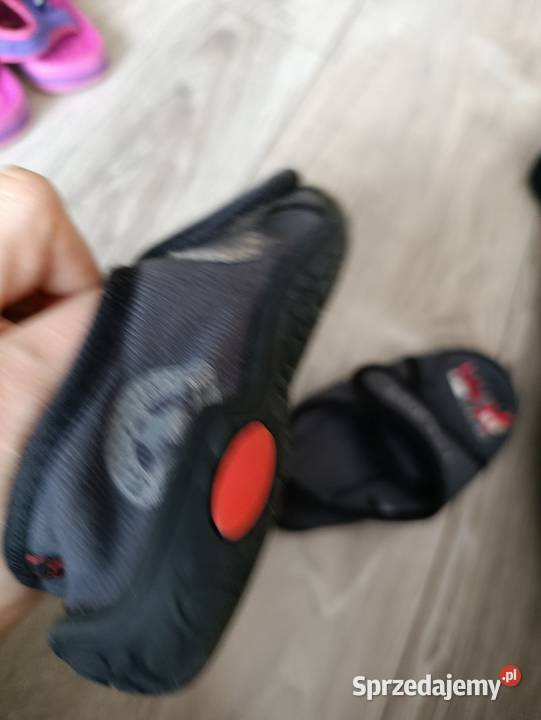 kapcie chłopięce rozmiar 27 długość wkładki 16 5 Poznań