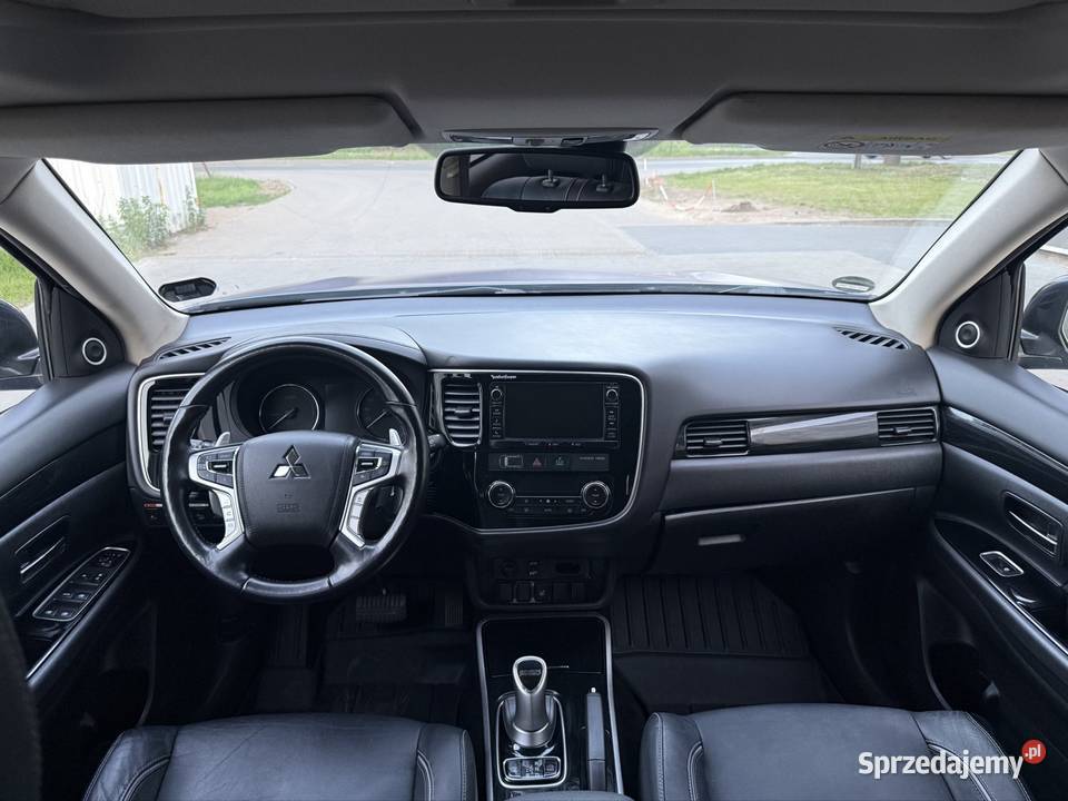 PHEV TOP 4x4 1 właściciel ASO Kamera 360 ACC isofix Outlander mazowieckie