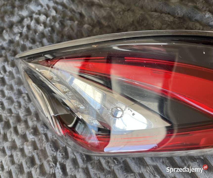 MAZDA 6 GH KOMBI LIFT 20102012 LAMPA TYLNA LEWA osobowe Kłomnice