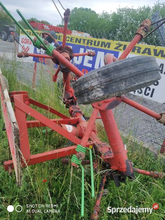 Przewracarka pająk 4ro gwiazdowa Zgrabiarki i przetrząsacze Brzesko