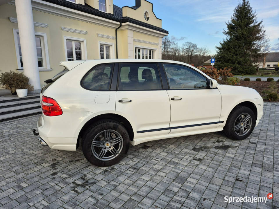Porsche Cayenne xenon navi starszego Niemca z diesel Drelów
