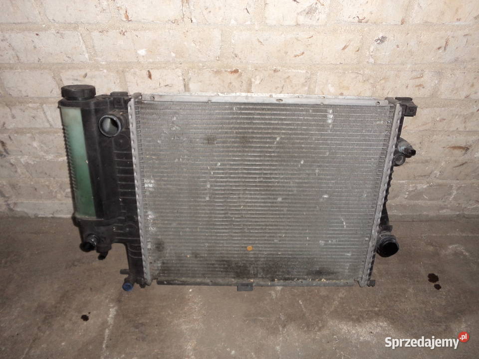 Chłodnica wody płynu chłodzącego BMW E39 23i 20 Wieluń