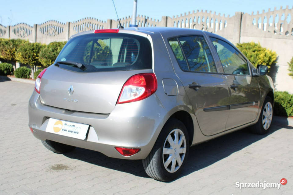 Renault Clio Renault Clio III 12 benzyna 75 2012 Zambrów