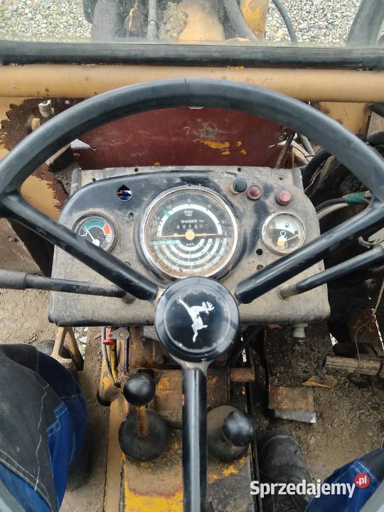 Koparko ładowarka firmy Joon Deere Miechów