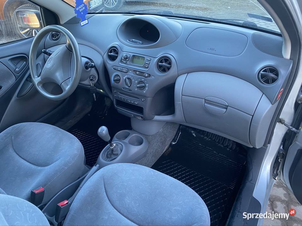 Toyota Yaris 13 benzyna 1299cm3