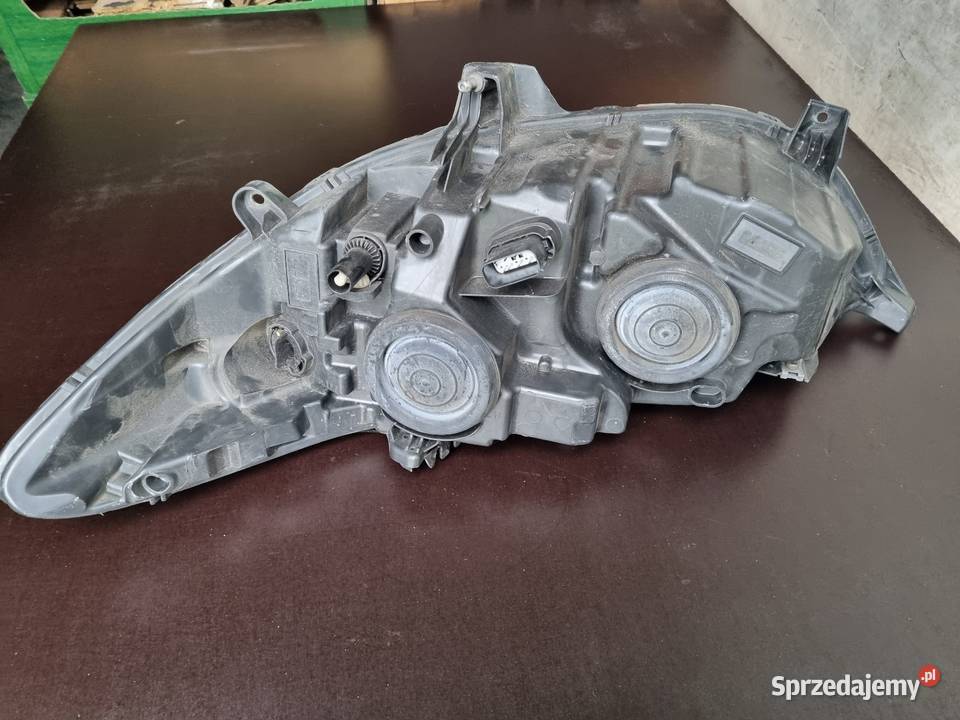 Lampa ford Mondeo mk5 prawa przód osobowe Oborniki