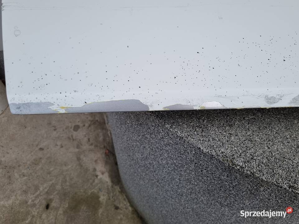 BMW 8 E31 840Ci 850Ci drzwi prawe