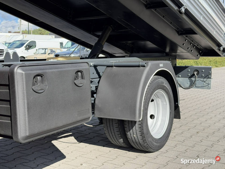 Iveco Daily 35C10 DMC 35t Kat B Doka Brygadówka świętokrzyskie
