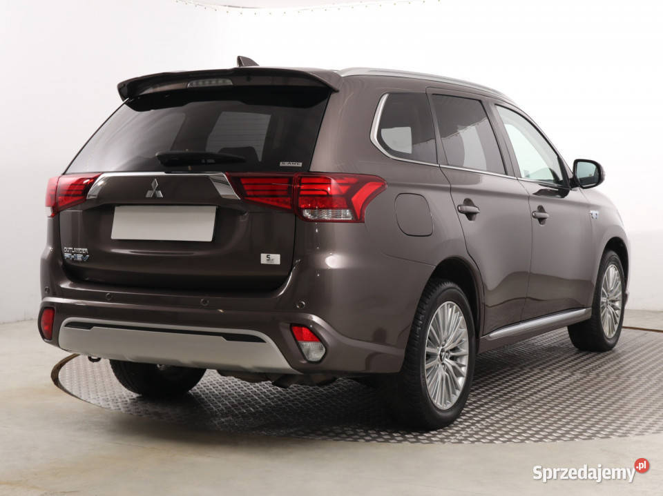 Mitsubishi Outlander 24 PHEV wielofunkcyjna kierownica Katowice