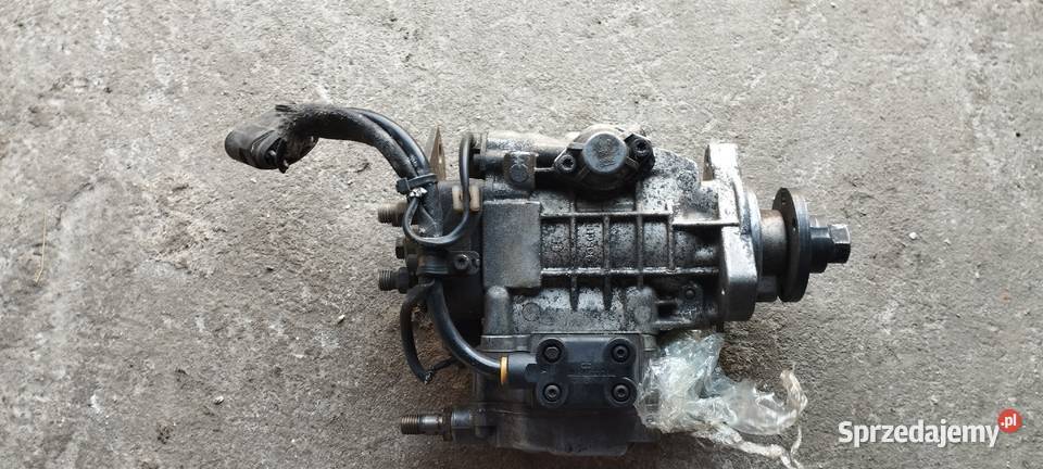 Pompa wtryskowa 19 TDI 110 golf bora passat osobowe Szczekociny