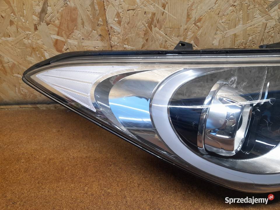 HYUNDAI I40 LAMPA PRZEDNIA PRZÓD PRAWA Lampy przednie Goleniów