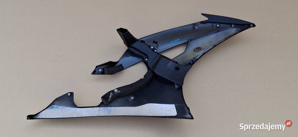 YAMAHA R6 RJ 15 BOCZEK LEWY OWIEWKA OSŁONA PŁUG