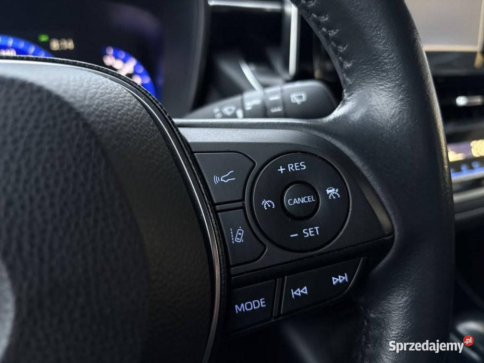 Toyota Corolla 2022r Salon Niski przebieg 1798cm3 mazowieckie Warszawa