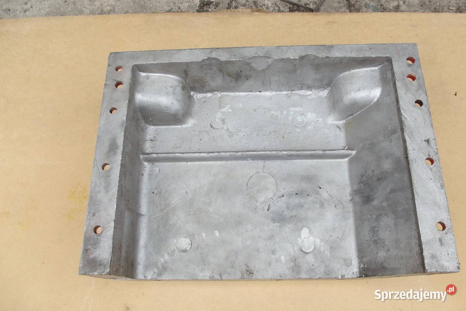 Miska olejowa cześć T 130 Parczew