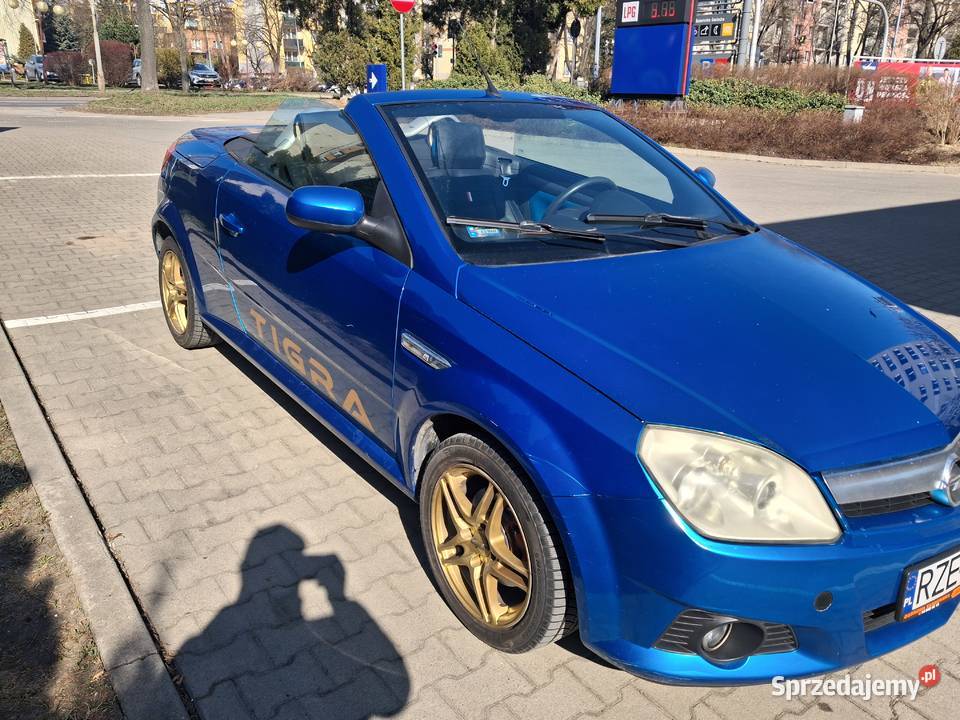 Opel Tigra 2005r 14 bezyna przebieg 158 3900zl Gdańsk